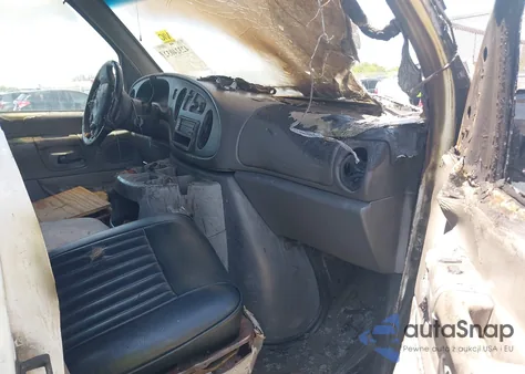 2001 Ford E-250 Commercial/Recreational from USA, damaged, VIN 1FTNE24L21HA90858